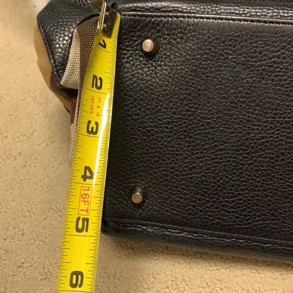 Burberry tote - Picture 12 of 13